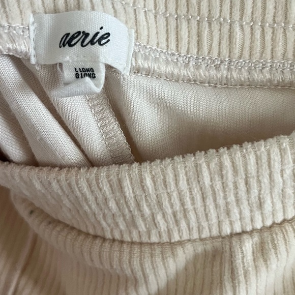 Aerie Groove On Velour Ribbed Flare Pants - Picture 3 of 4